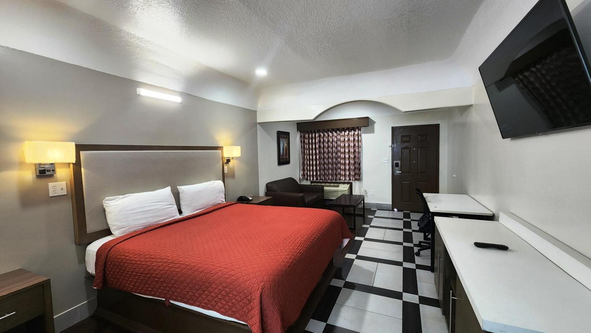 Scottish Inn & Suites Sam Houston Parkway Eksteriør billede